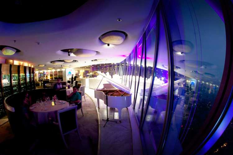 廣州塔盧特斯法國旋轉(zhuǎn)餐廳