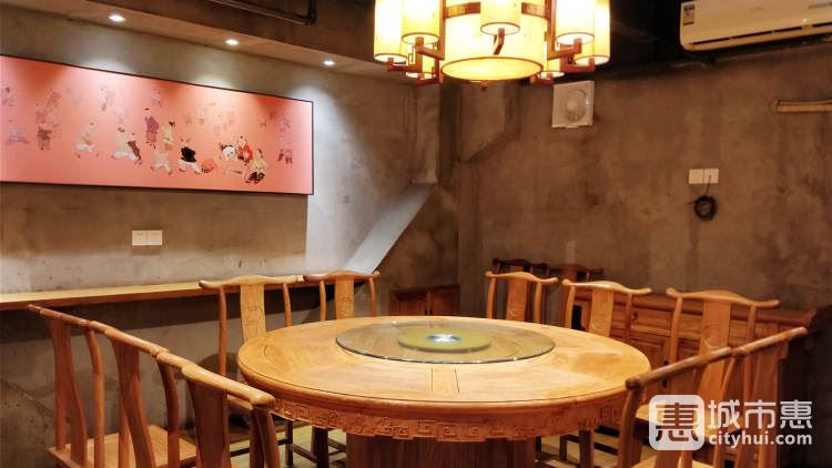 蝦滿(mǎn)堂(虹口足球場(chǎng)店)