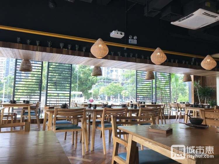 曼香西那·西雙版納主題餐廳