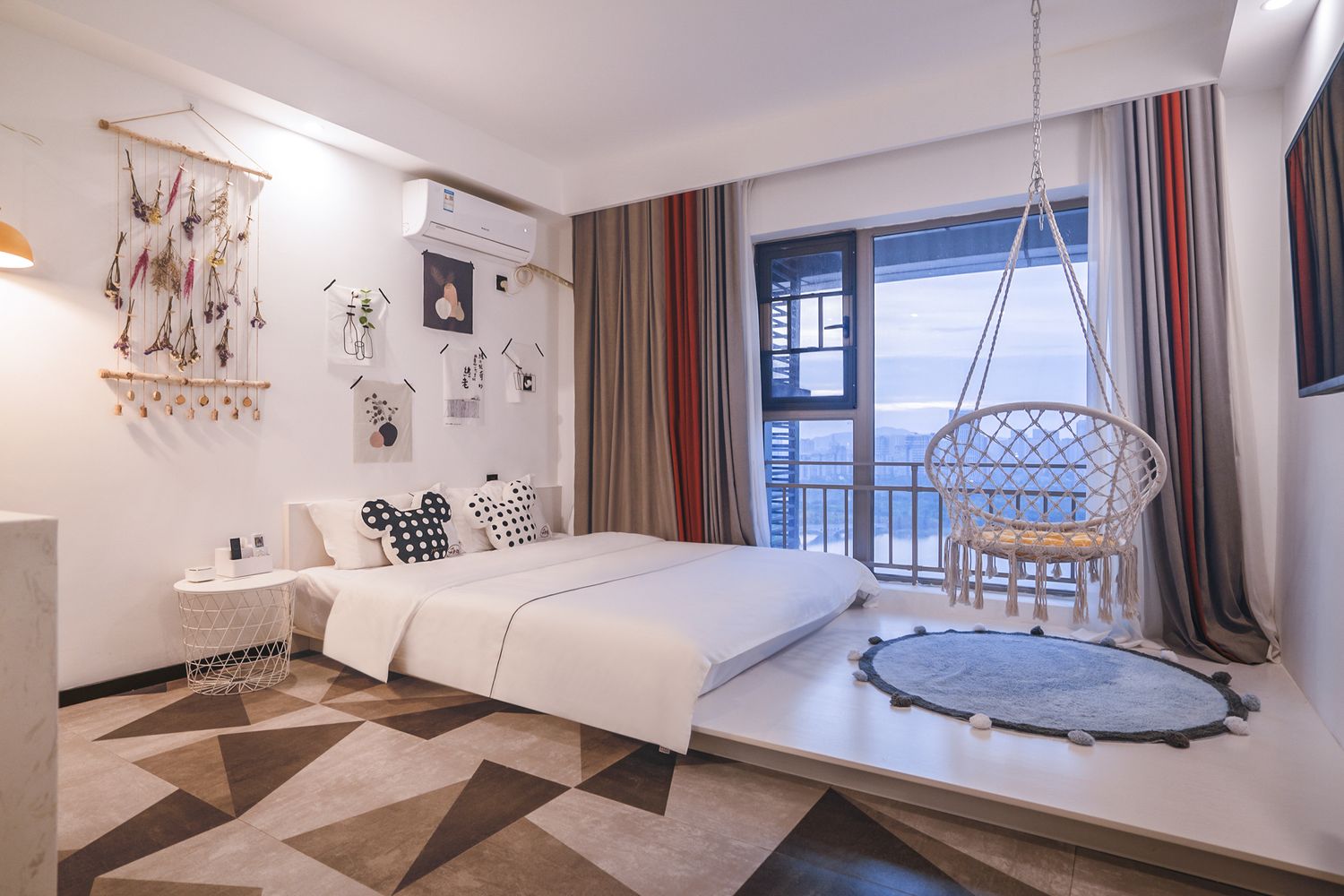 長(zhǎng)沙水云居輕奢江景民宿