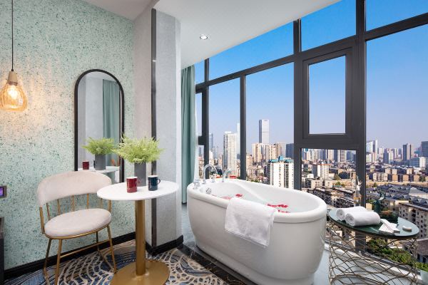 長(zhǎng)沙江畔·藝宿